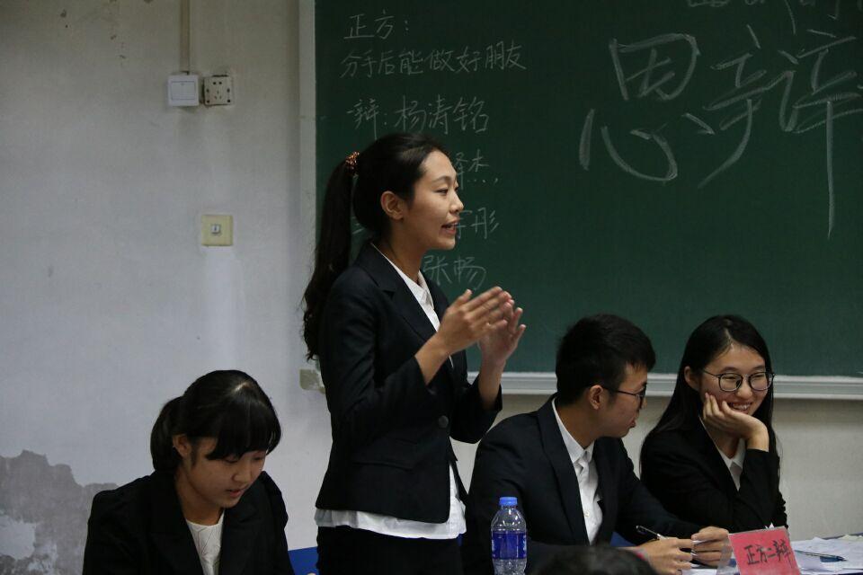20014959ilng.jpg 20014959ilng.jpg